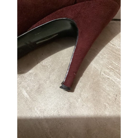 Yves Saint Laurent Burgundy Suede Bow Pointed Toe Pump - Picture 7 of 12